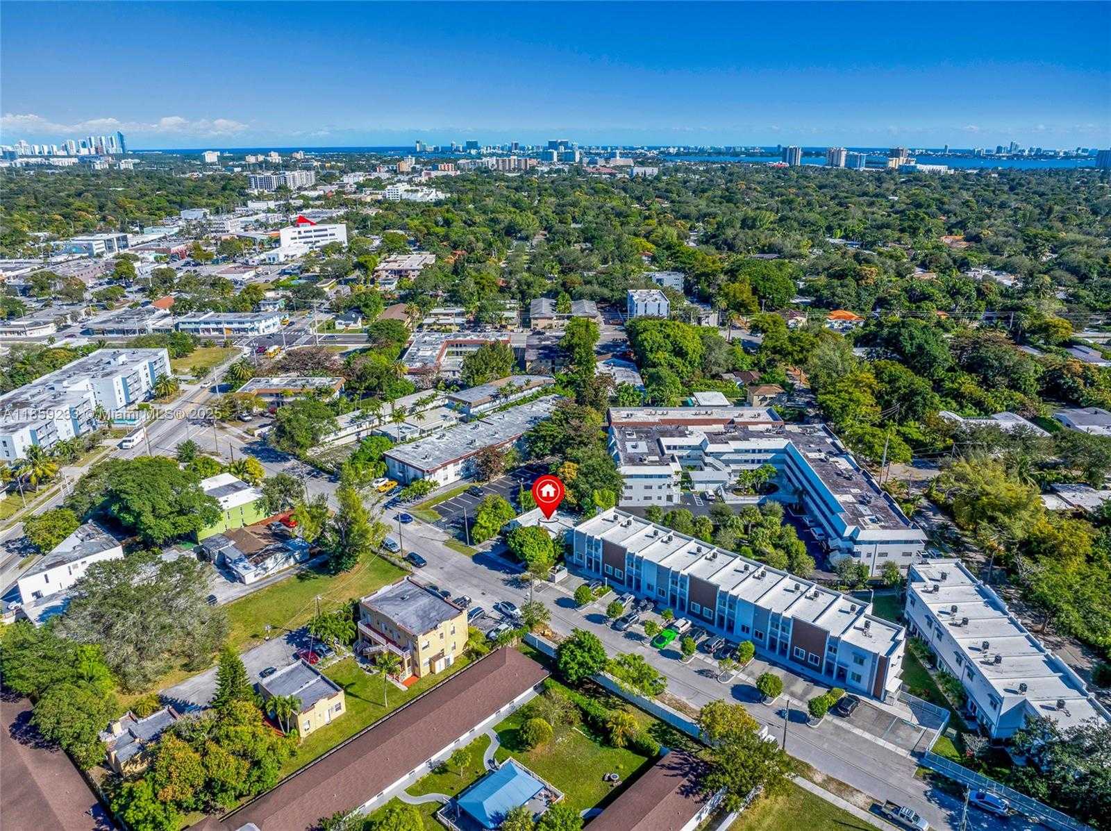 Small Image of 12125 NORTH EAST 5TH AVE, North Miami Number 51