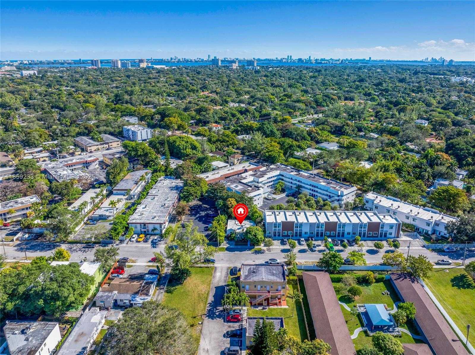 Small Image of 12125 NORTH EAST 5TH AVE, North Miami Number 54