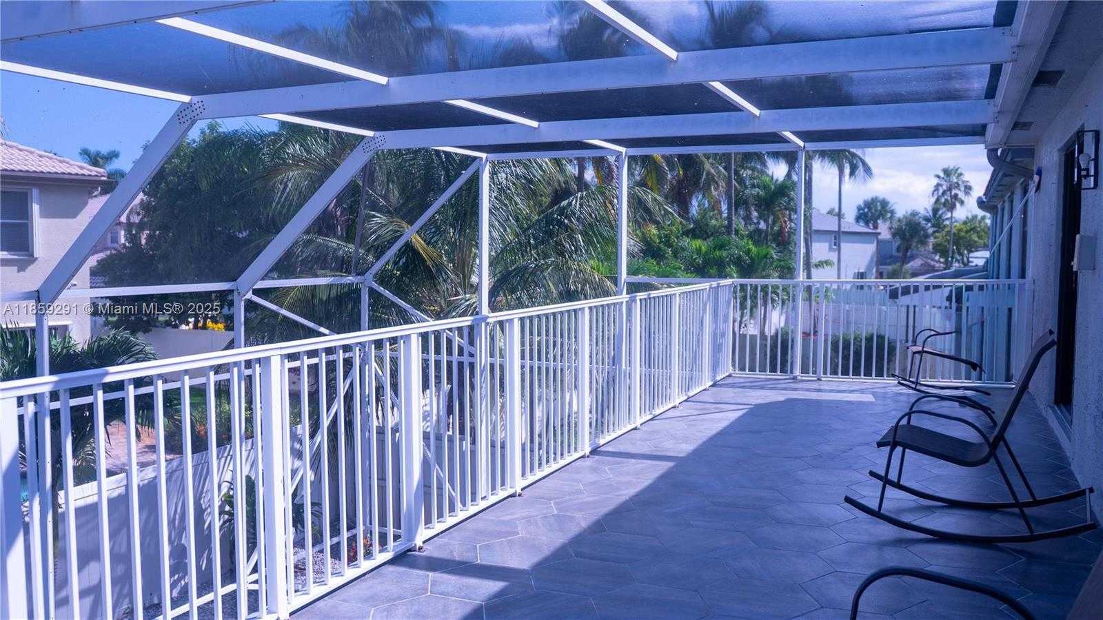 Small Image of Miramar Number 18