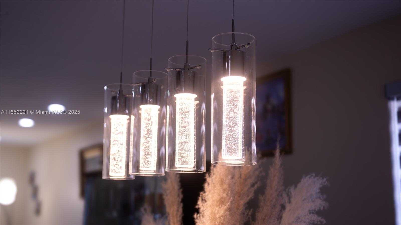 Small Image of Miramar Number 29