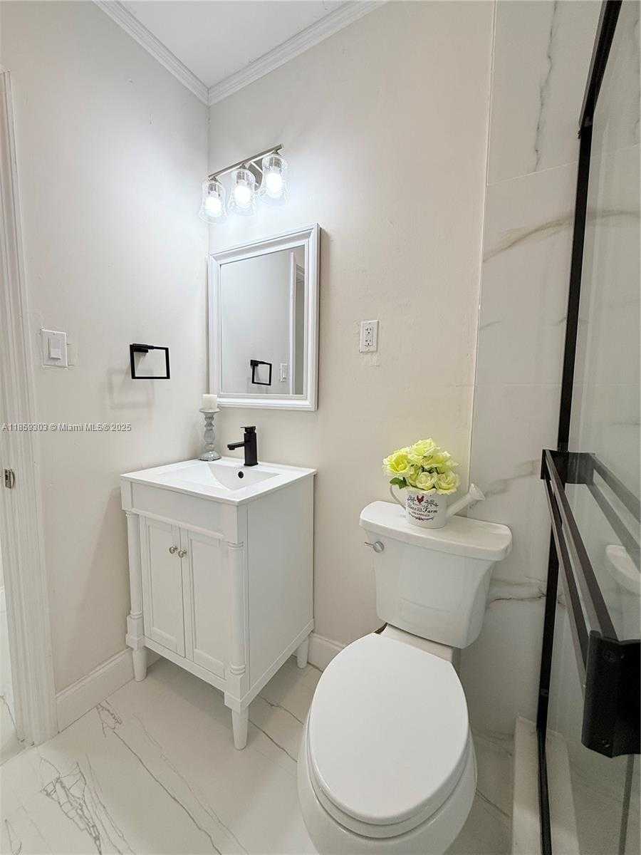 Small Image of 2339 NORTH WEST 13TH ST, Fort Lauderdale Number 28