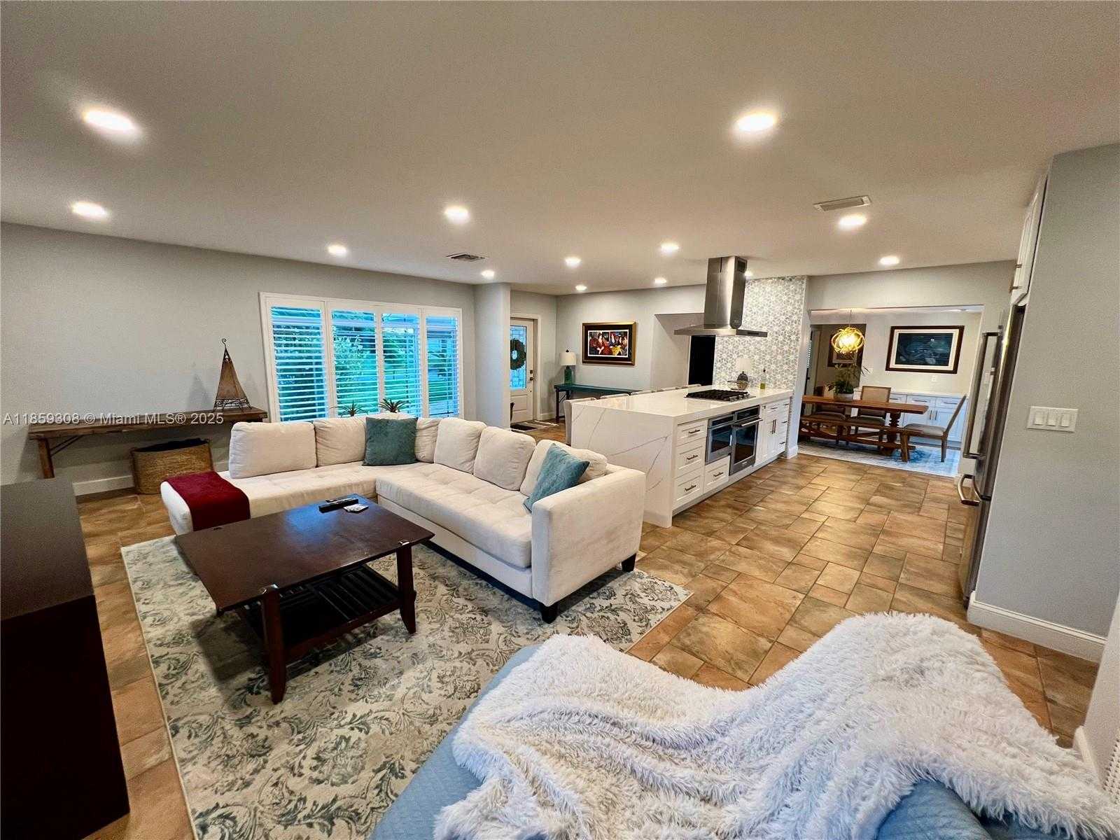 Small Image of 8821 SOUTH WEST 192ND ST, Cutler Bay Number 11