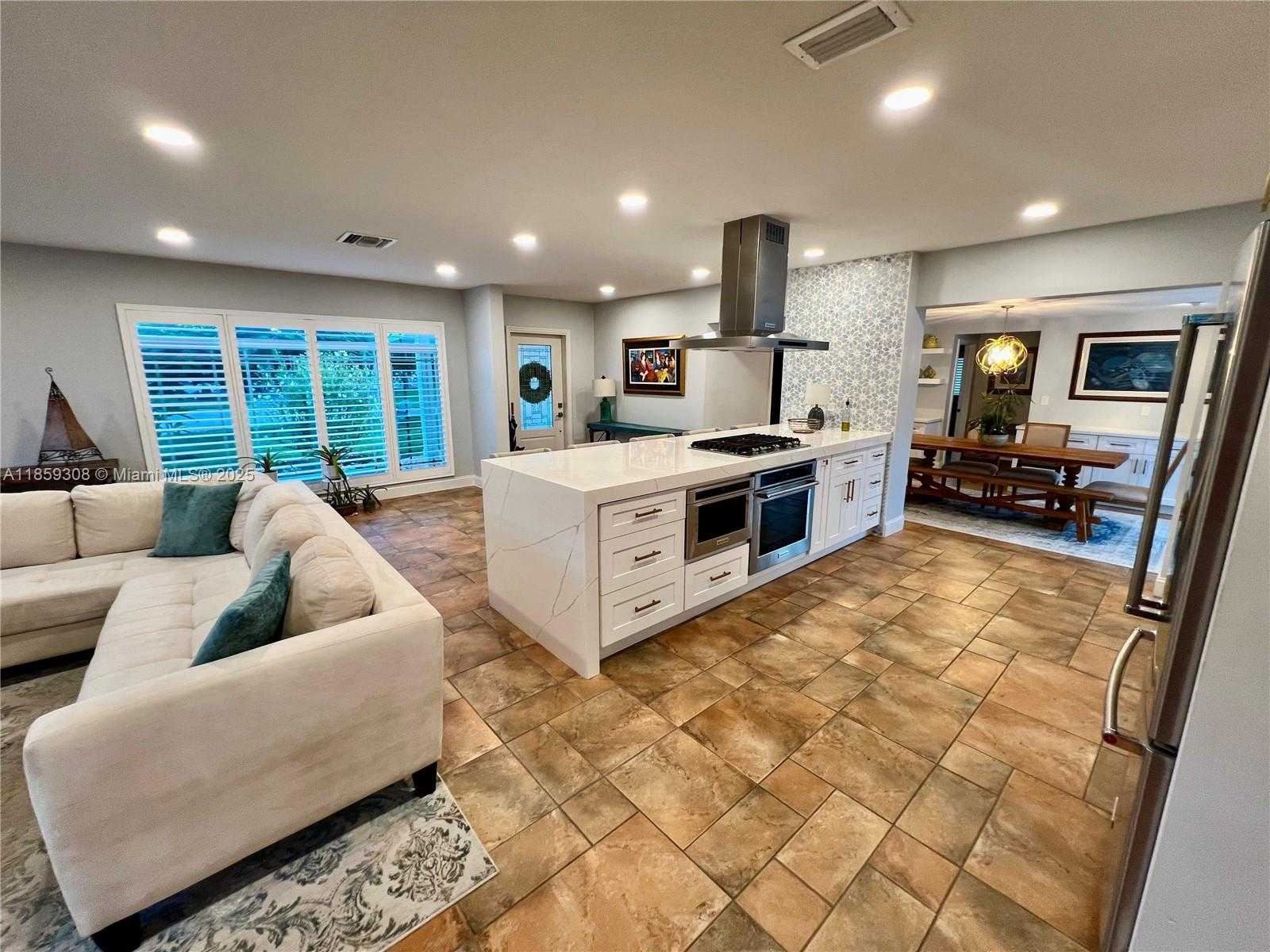 Small Image of 8821 SOUTH WEST 192ND ST, Cutler Bay Number 12