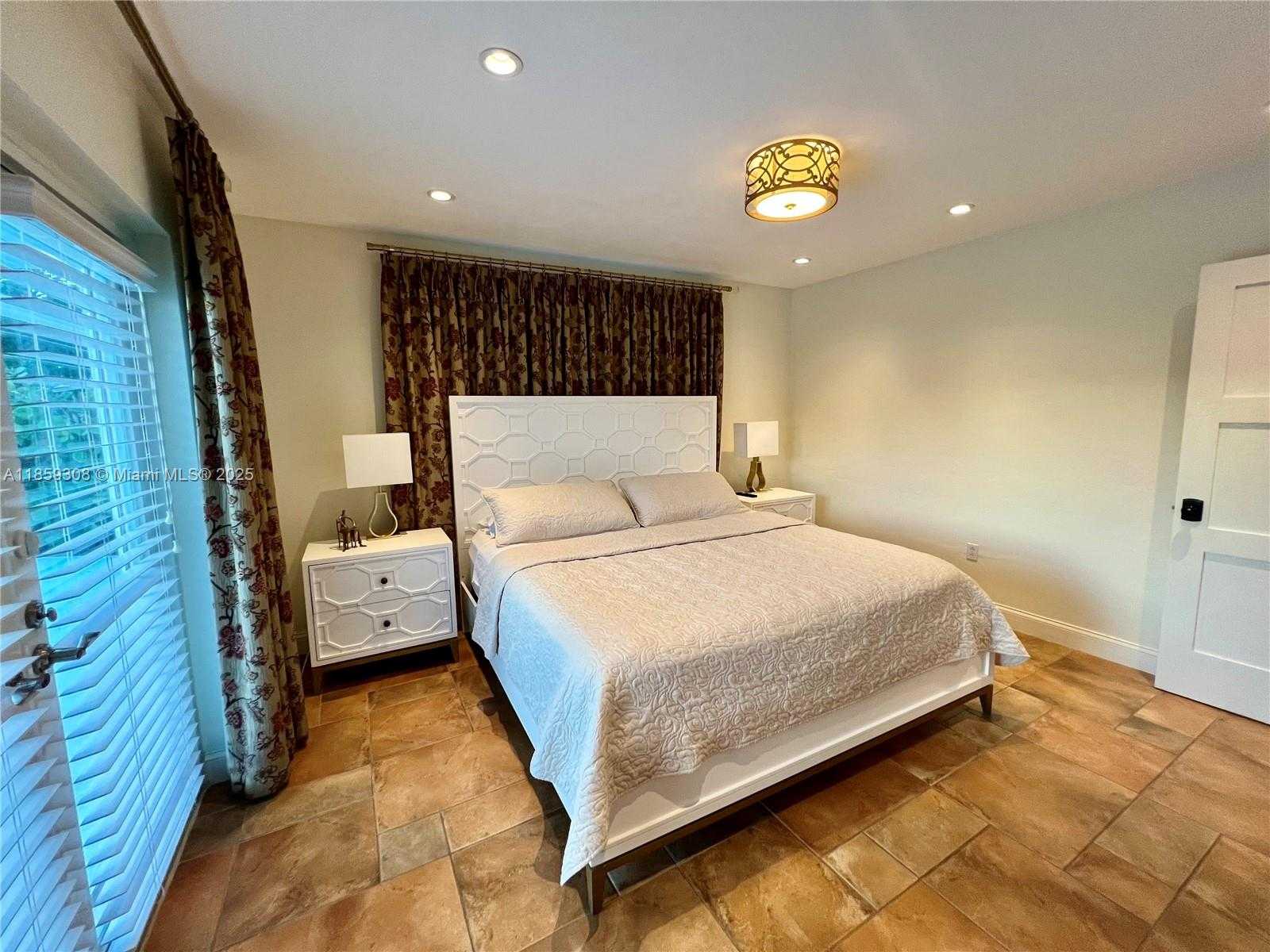 Small Image of 8821 SOUTH WEST 192ND ST, Cutler Bay Number 26