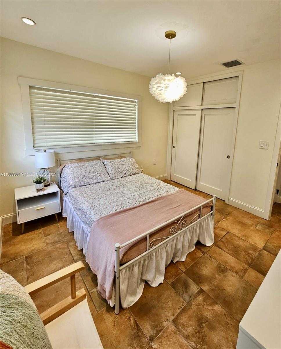 Small Image of 8821 SOUTH WEST 192ND ST, Cutler Bay Number 31
