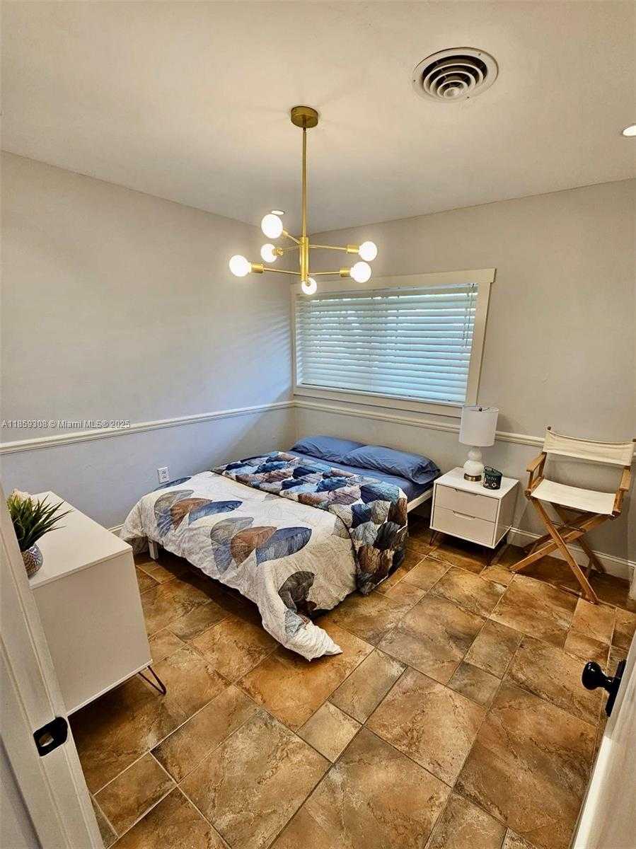 Small Image of 8821 SOUTH WEST 192ND ST, Cutler Bay Number 32