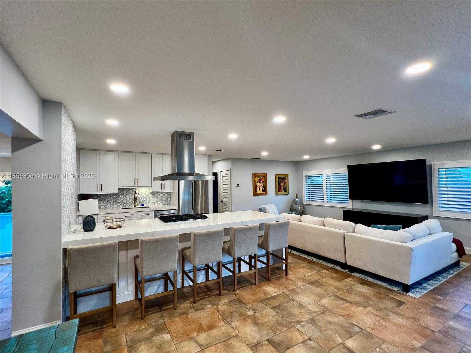 Small Image of 8821 SOUTH WEST 192ND ST, Cutler Bay Number 7