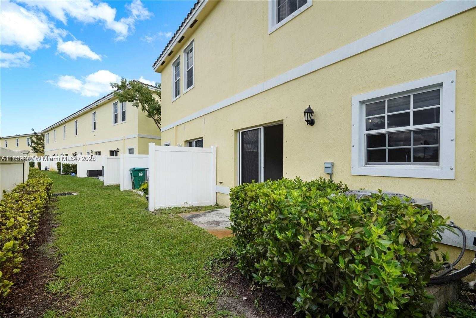 Small Image of 1121 NORTH WEST 41, Lauderhill Number 28