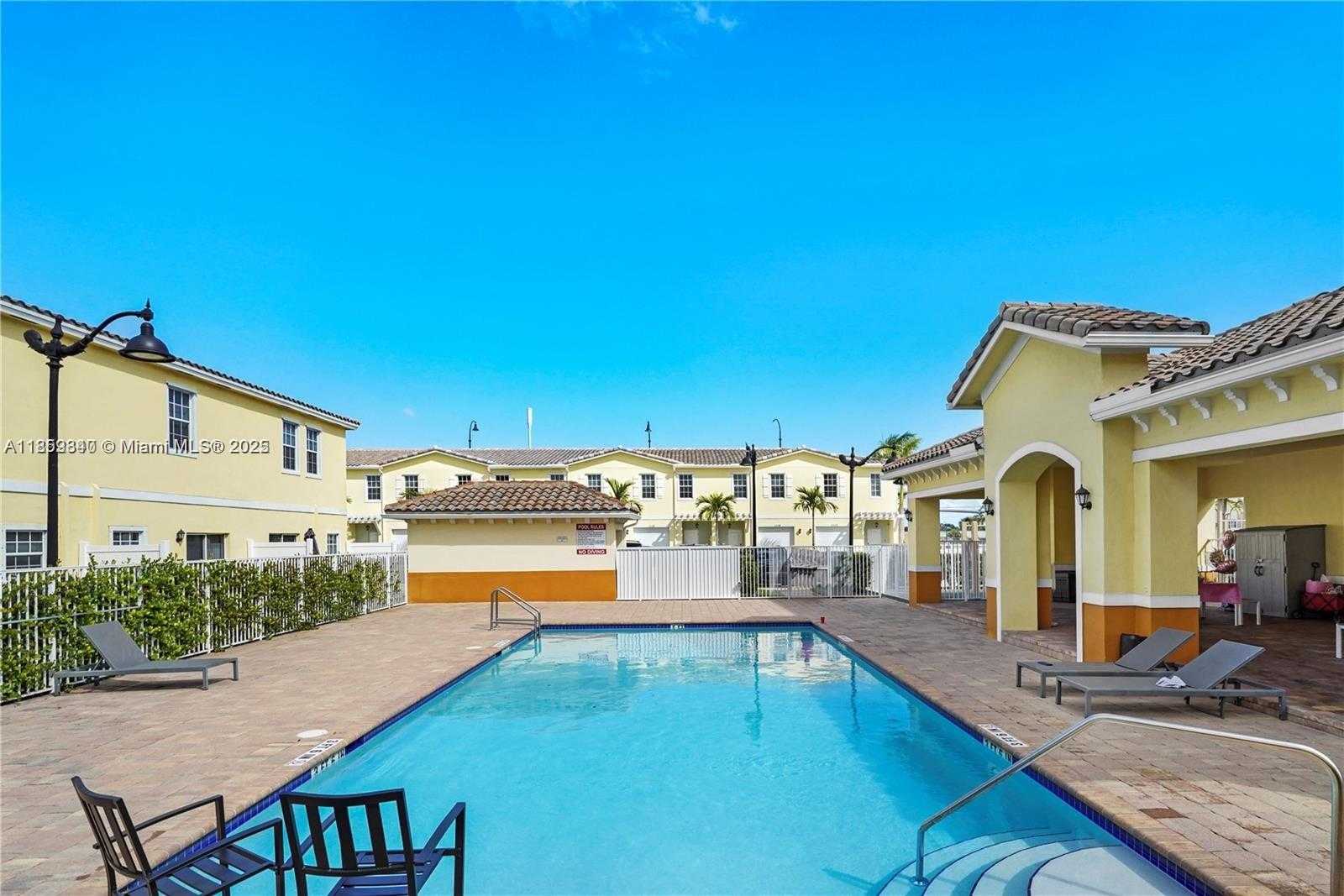 Small Image of 1121 NORTH WEST 41, Lauderhill Number 29