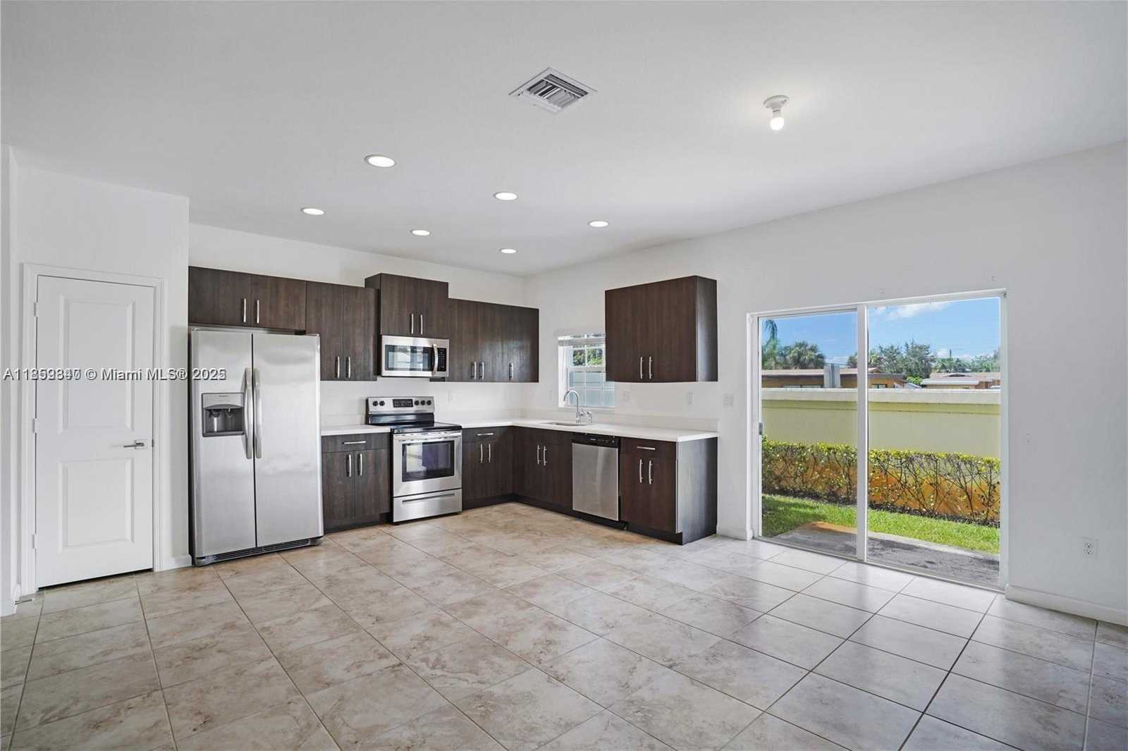 Small Image of 1121 NORTH WEST 41, Lauderhill Number 7