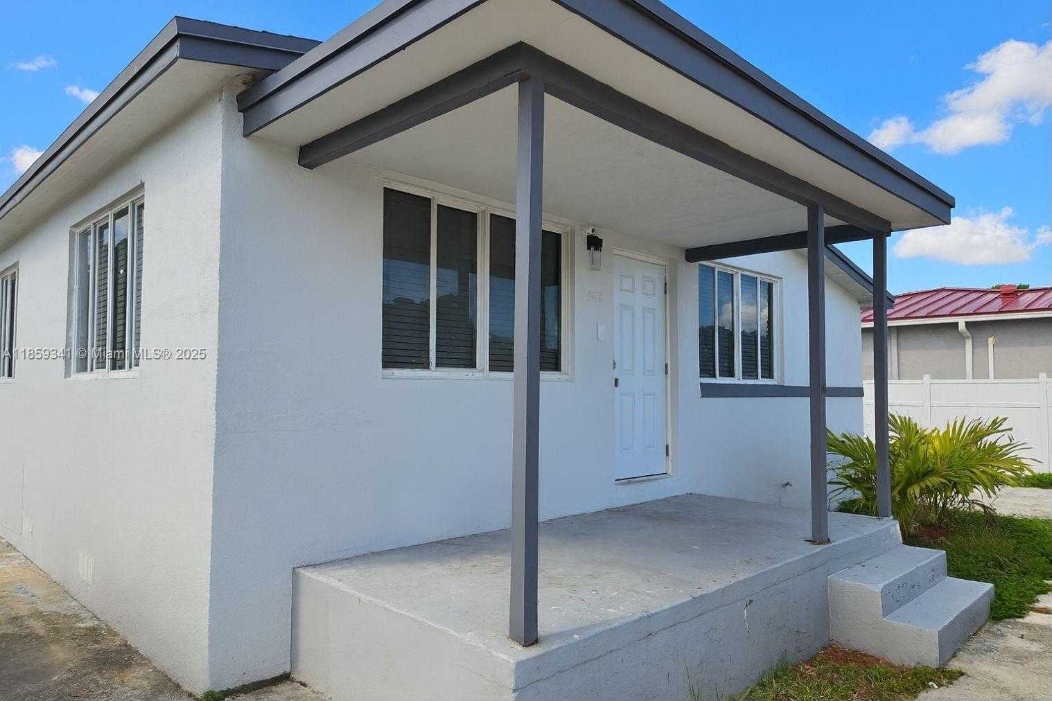 Small Image of 320 WEST 13TH ST, Hialeah Number 5