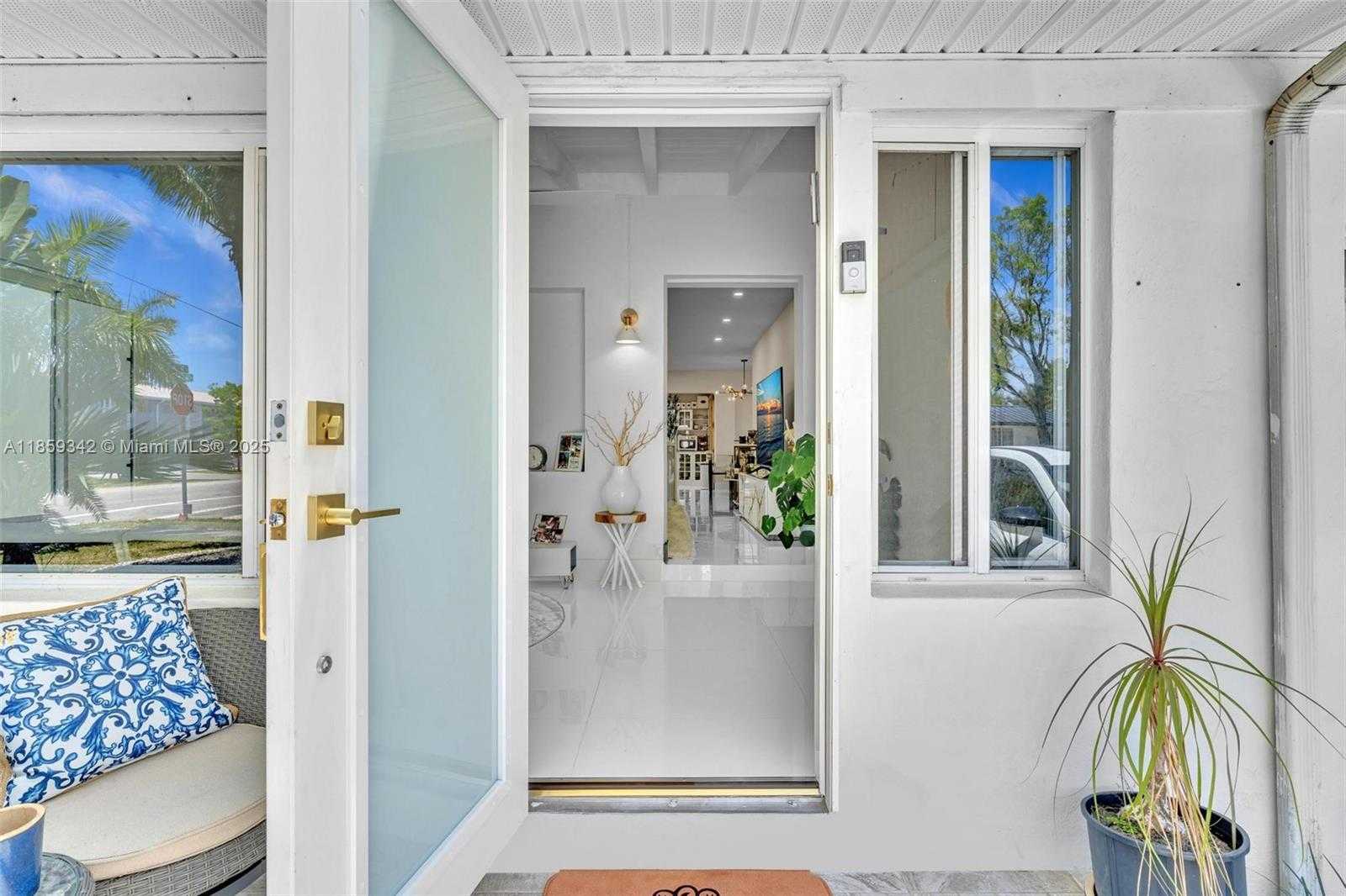 Small Image of 1402 FLETCHER ST, Hollywood Number 36