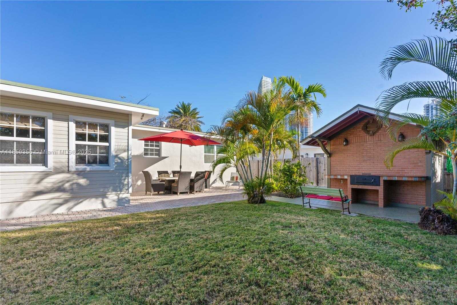 Small Image of 300 187TH ST, Sunny Isles Beach Number 28