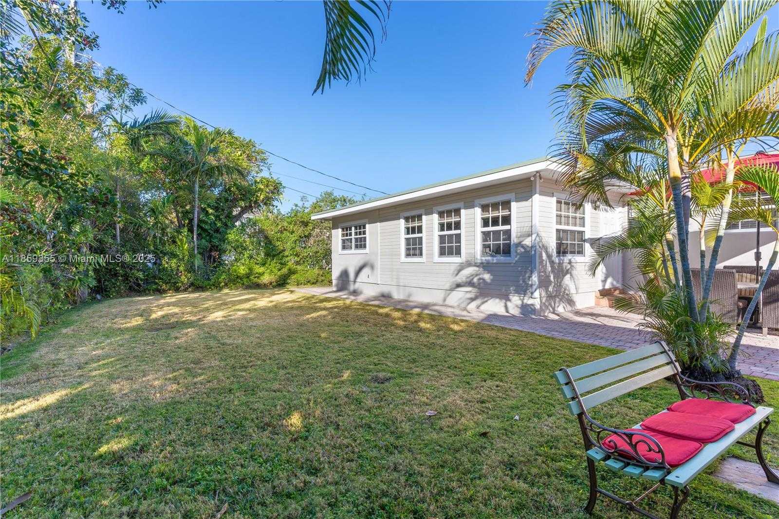 Small Image of 300 187TH ST, Sunny Isles Beach Number 34