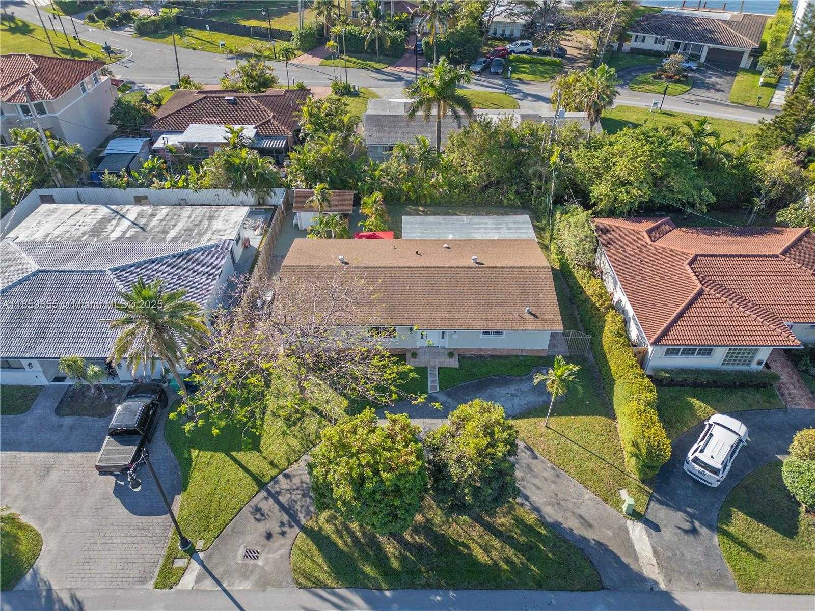 Small Image of 300 187TH ST, Sunny Isles Beach Number 39