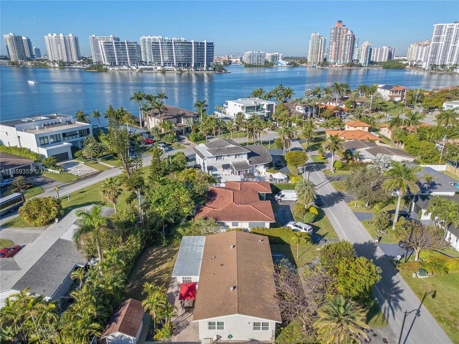 Small Image of 300 187TH ST, Sunny Isles Beach Number 40
