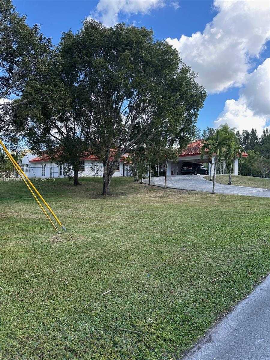Small Image of 18901 SOUTH WEST 53RD ST, Southwest Ranches Number 3