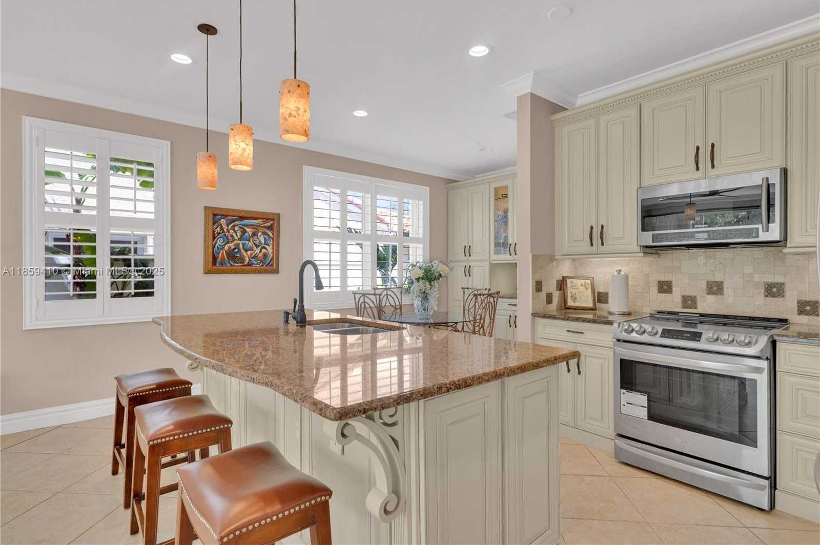 Small Image of 322 SOUTH WEST 184TH WAY, Pembroke Pines Number 12