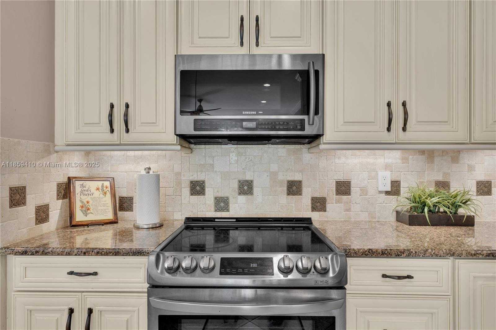Small Image of 322 SOUTH WEST 184TH WAY, Pembroke Pines Number 14