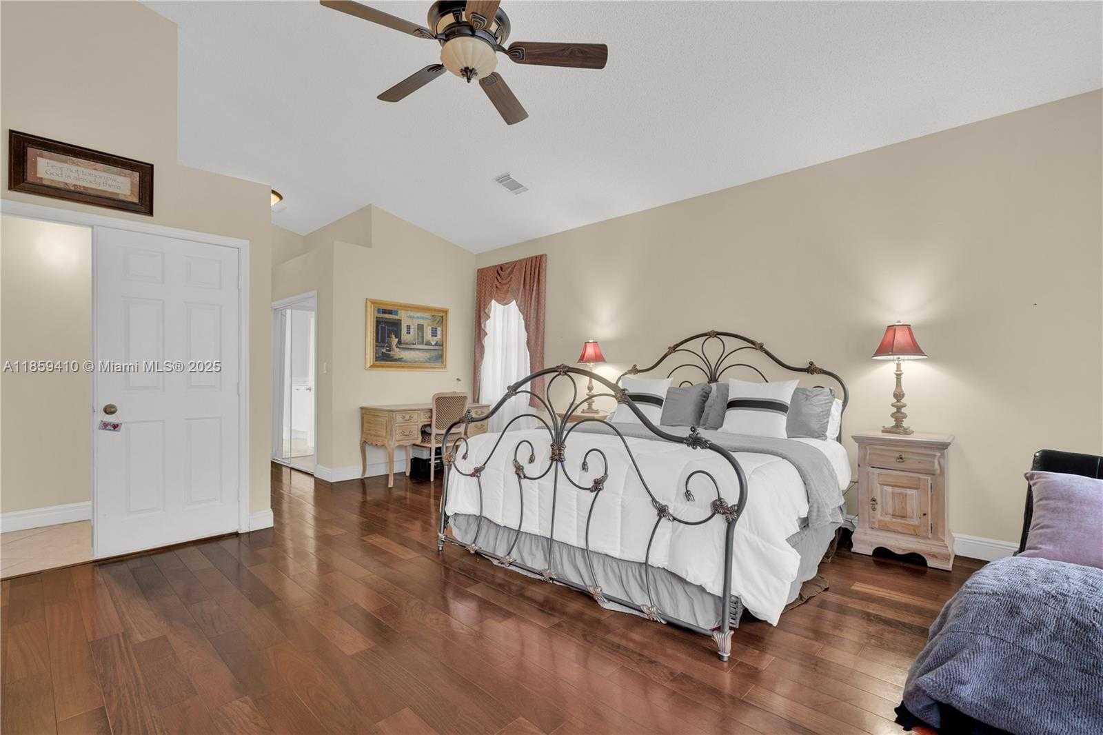 Small Image of 322 SOUTH WEST 184TH WAY, Pembroke Pines Number 23