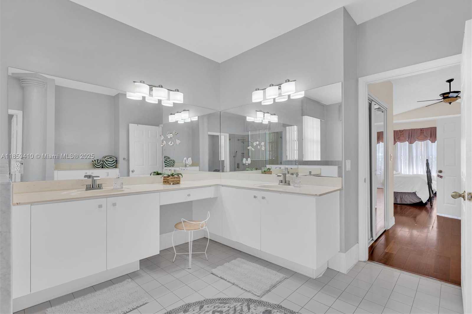 Small Image of 322 SOUTH WEST 184TH WAY, Pembroke Pines Number 27