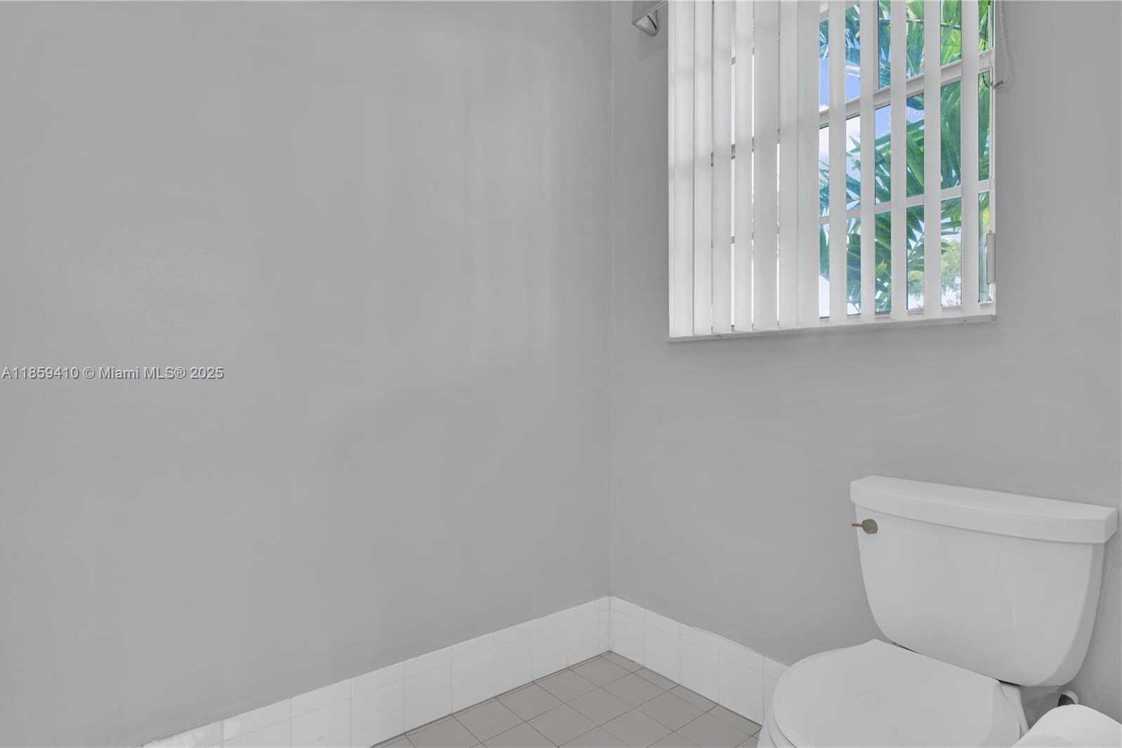 Small Image of 322 SOUTH WEST 184TH WAY, Pembroke Pines Number 28