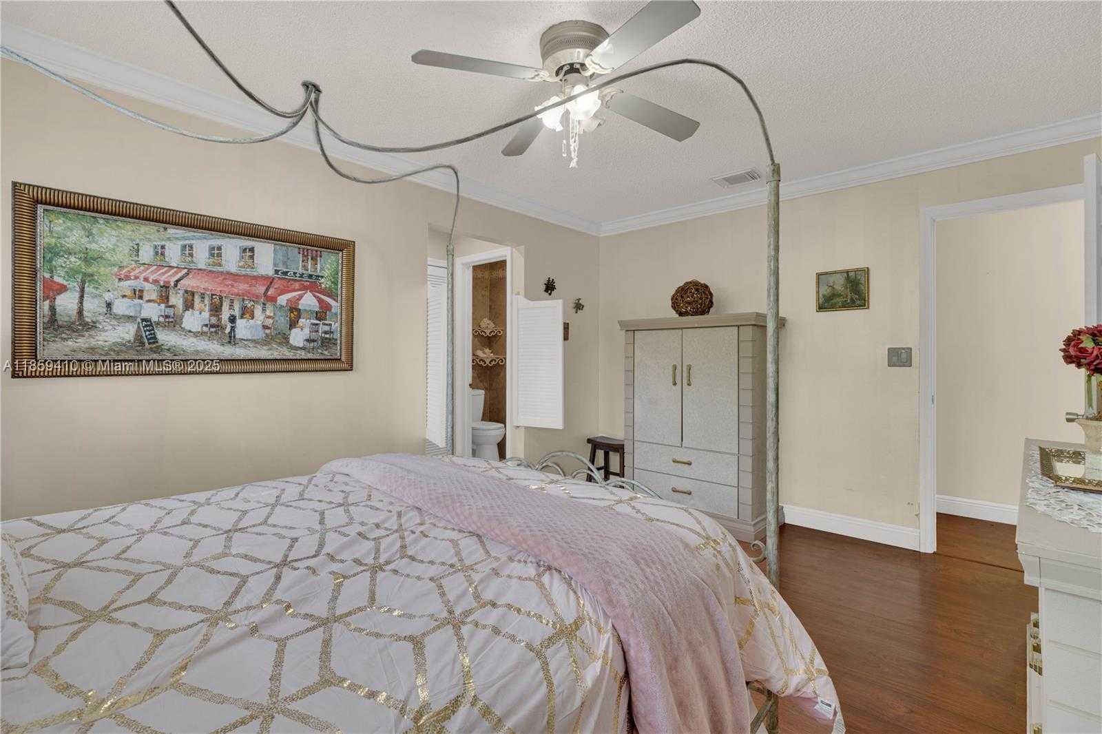 Small Image of 322 SOUTH WEST 184TH WAY, Pembroke Pines Number 30