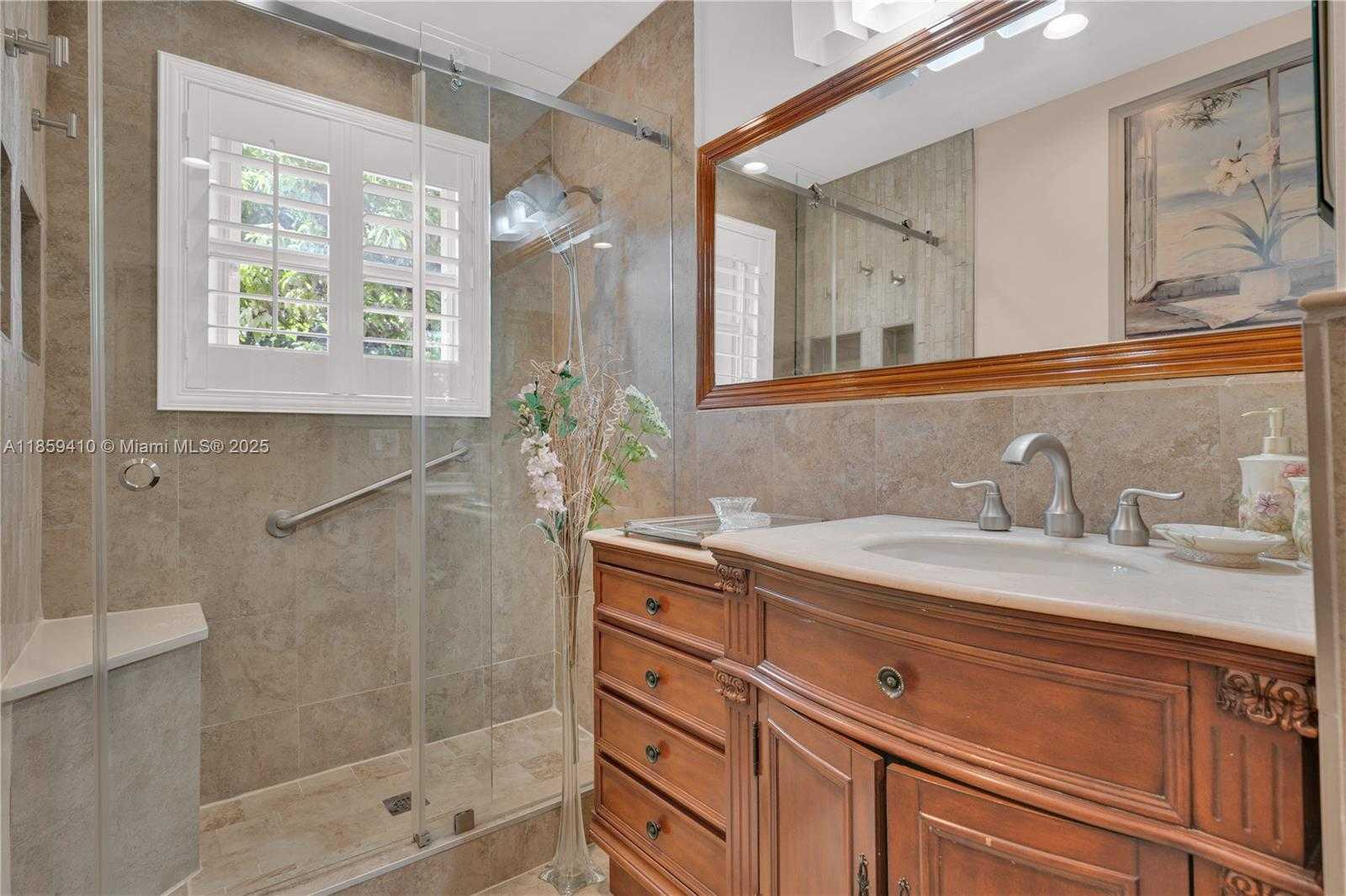 Small Image of 322 SOUTH WEST 184TH WAY, Pembroke Pines Number 32