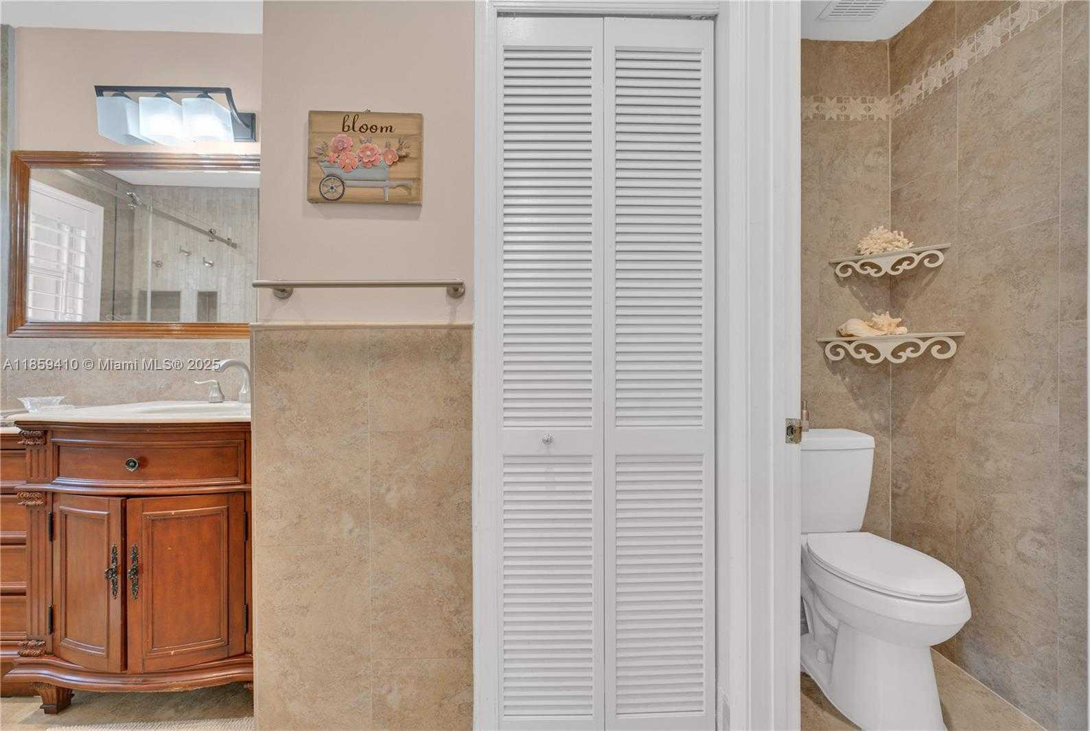 Small Image of 322 SOUTH WEST 184TH WAY, Pembroke Pines Number 33
