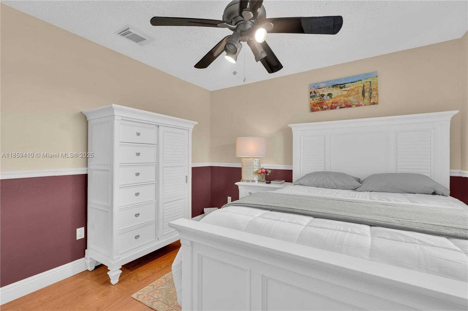 Small Image of 322 SOUTH WEST 184TH WAY, Pembroke Pines Number 38