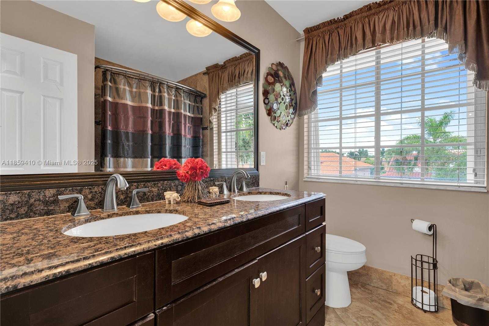 Small Image of 322 SOUTH WEST 184TH WAY, Pembroke Pines Number 41