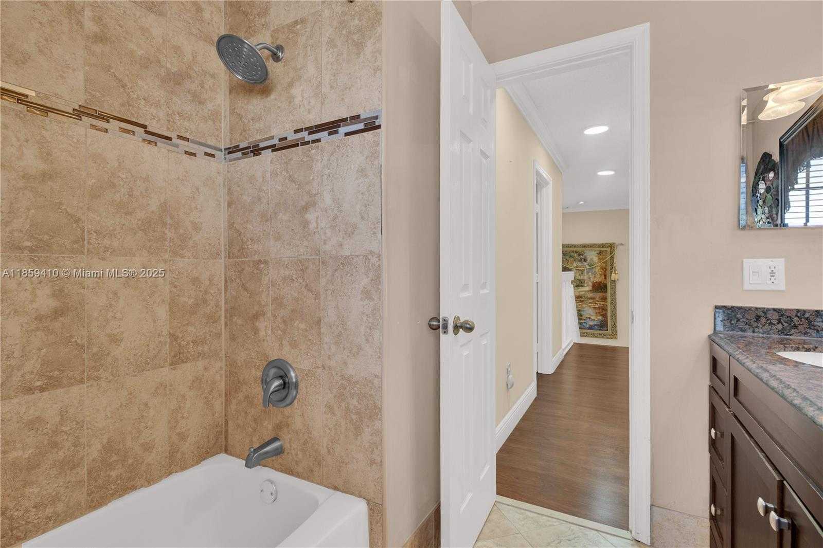 Small Image of 322 SOUTH WEST 184TH WAY, Pembroke Pines Number 42