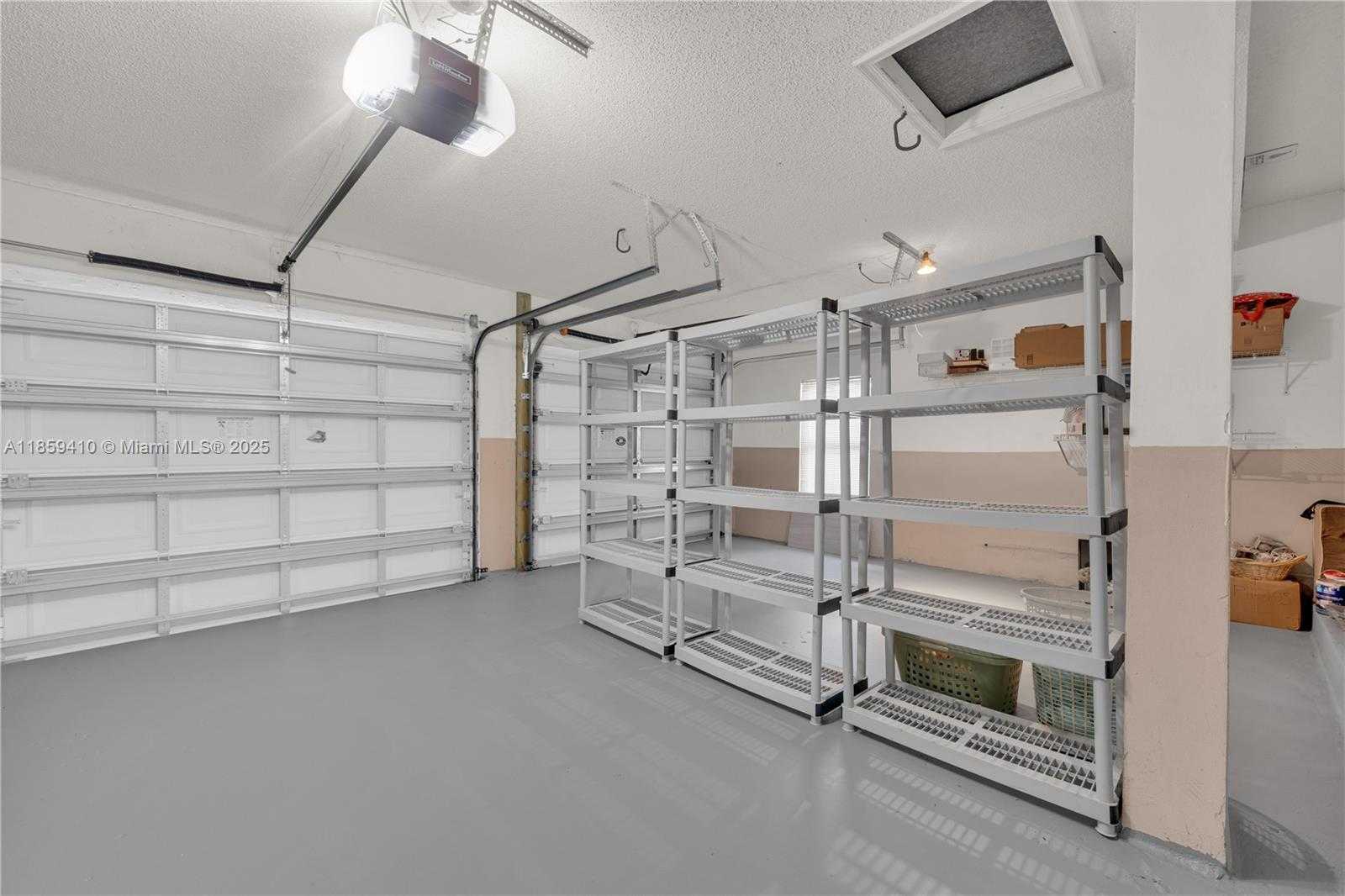Small Image of 322 SOUTH WEST 184TH WAY, Pembroke Pines Number 48