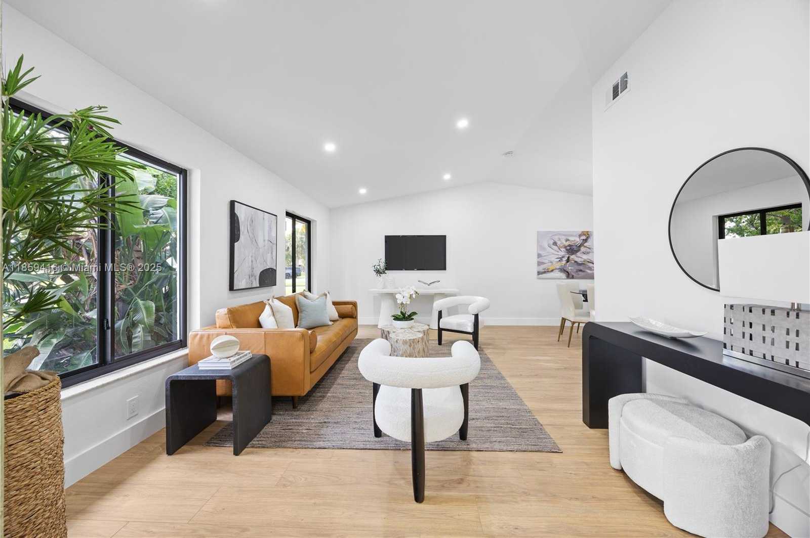 Small Image of 1498 SOUTH WEST 28TH AVE, Deerfield Beach Number 11