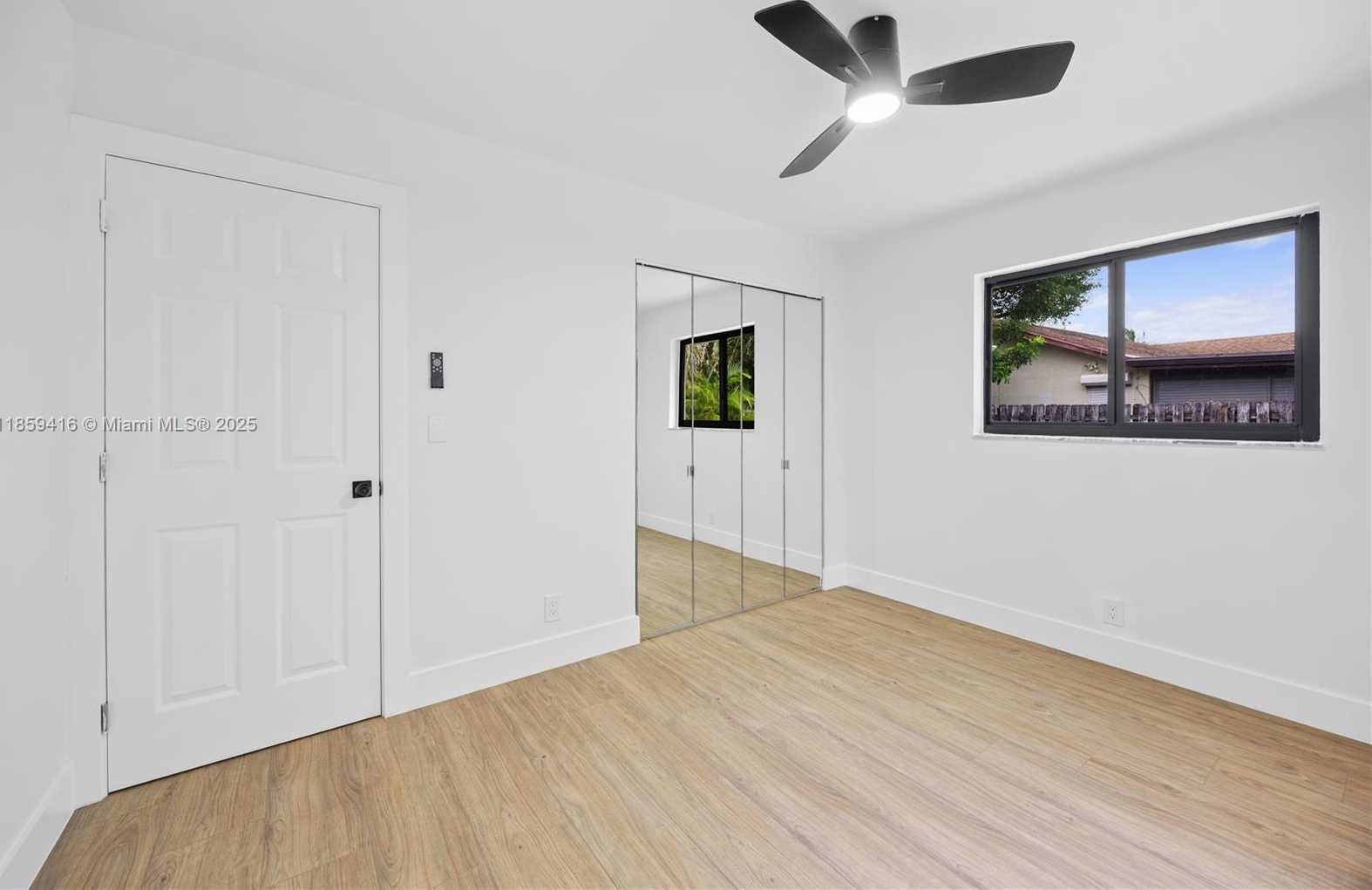 Small Image of 1498 SOUTH WEST 28TH AVE, Deerfield Beach Number 20