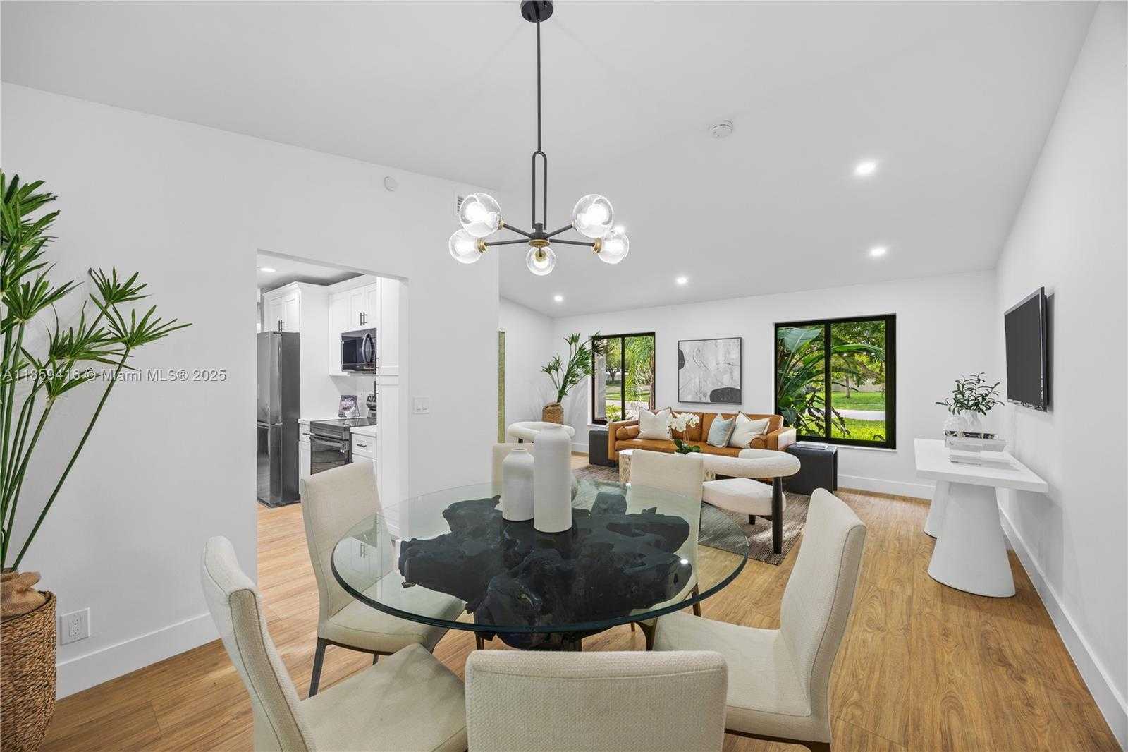 Small Image of 1498 SOUTH WEST 28TH AVE, Deerfield Beach Number 7