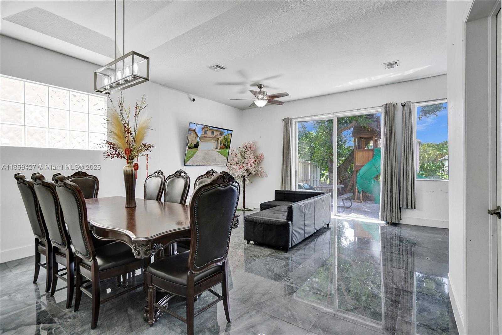 Small Image of 9860 NORTH WEST 20TH CT, Pembroke Pines Number 11