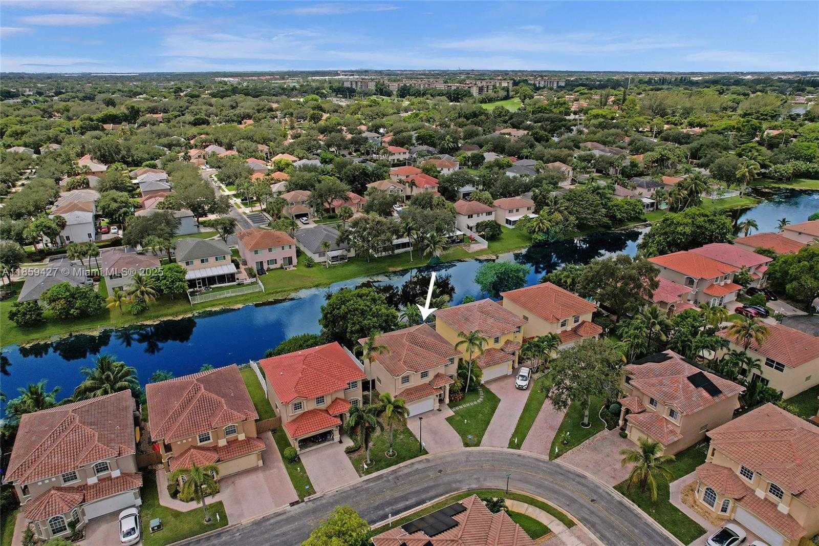 Small Image of 9860 NORTH WEST 20TH CT, Pembroke Pines Number 37
