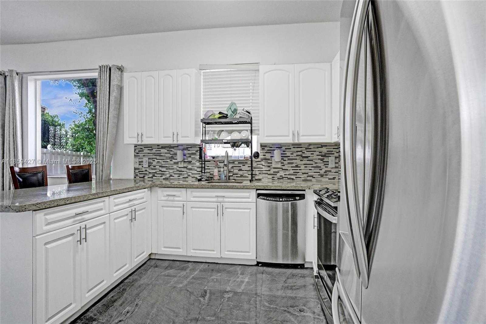 Small Image of 9860 NORTH WEST 20TH CT, Pembroke Pines Number 8