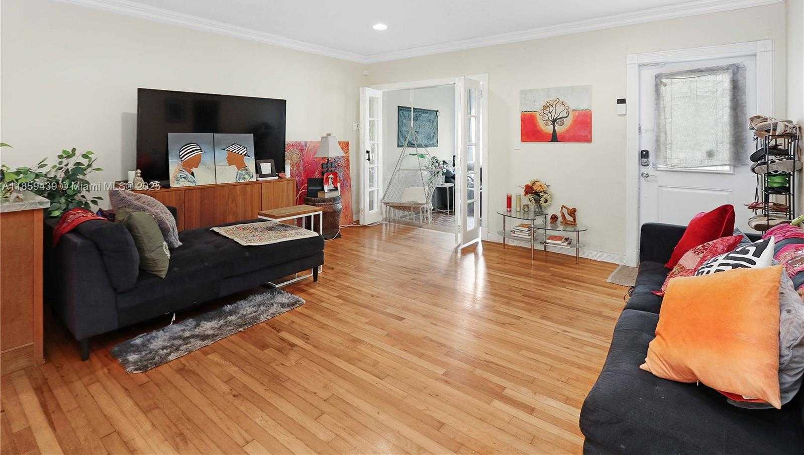 Small Image of 1612 FUNSTON ST, Hollywood Number 7