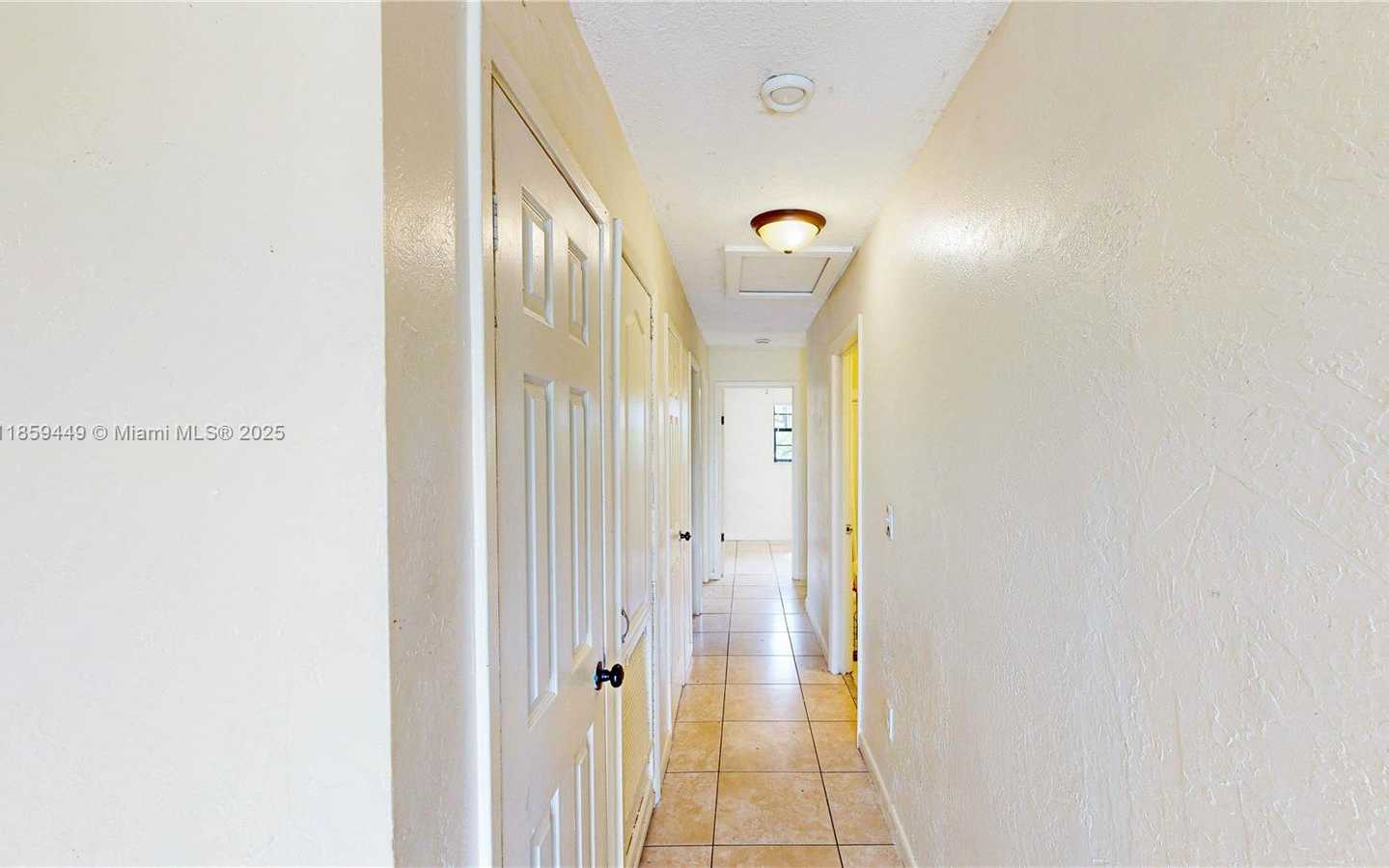 Small Image of 235 SOUTH WEST 16TH TER, Homestead Number 14