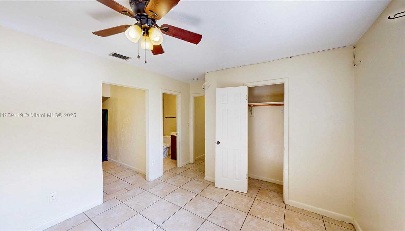 Small Image of 235 SOUTH WEST 16TH TER, Homestead Number 29