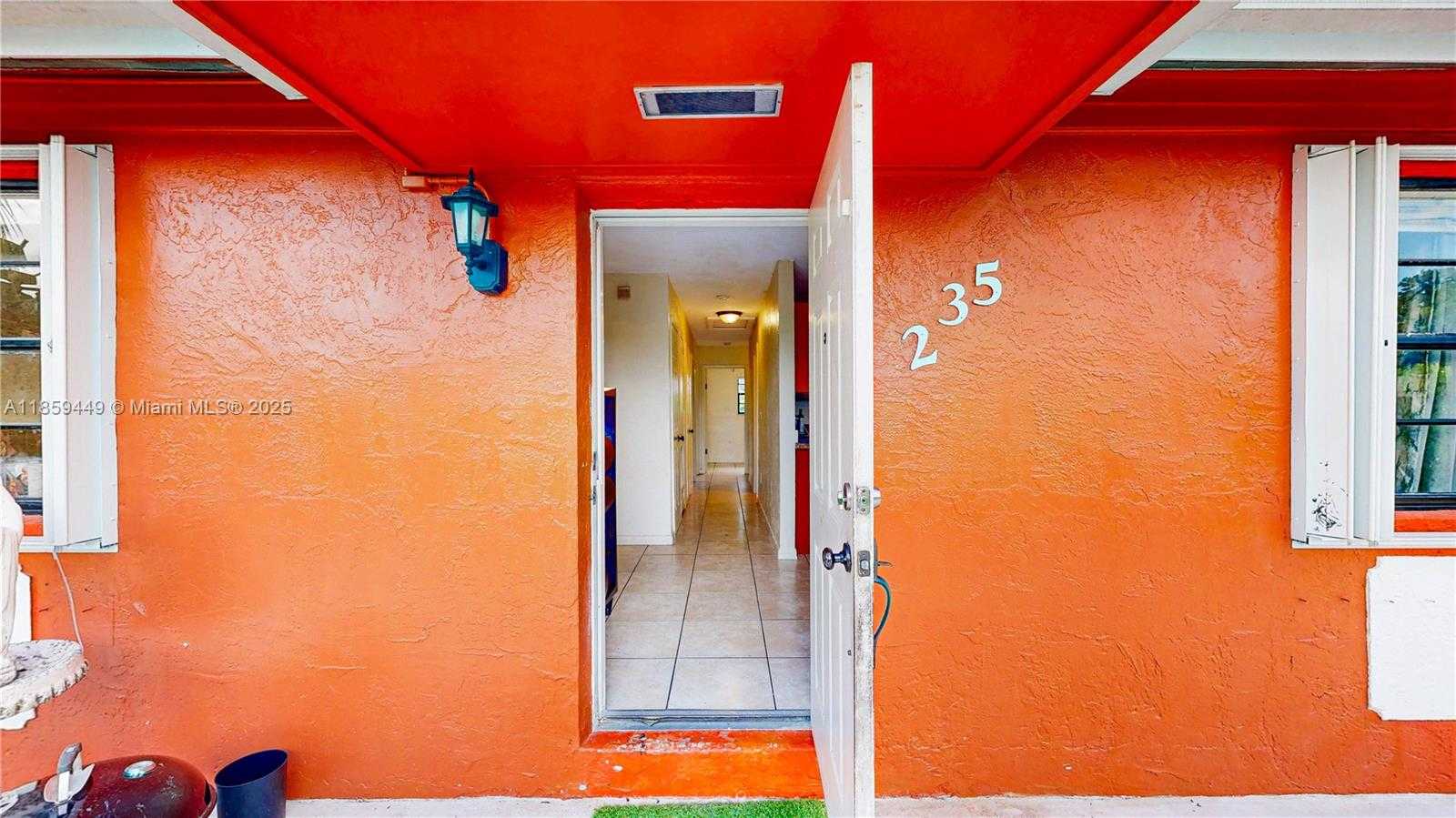 Small Image of 235 SOUTH WEST 16TH TER, Homestead Number 5