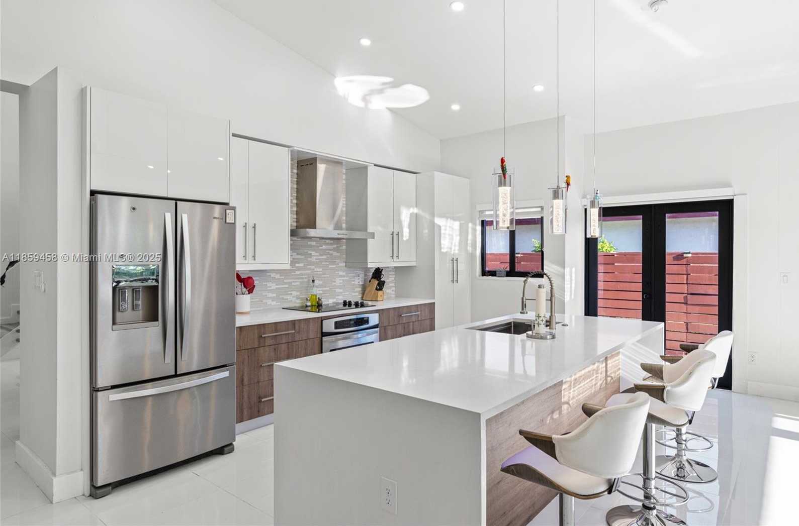 Small Image of 11130 SOUTH WEST 148TH PL, Miami Number 12