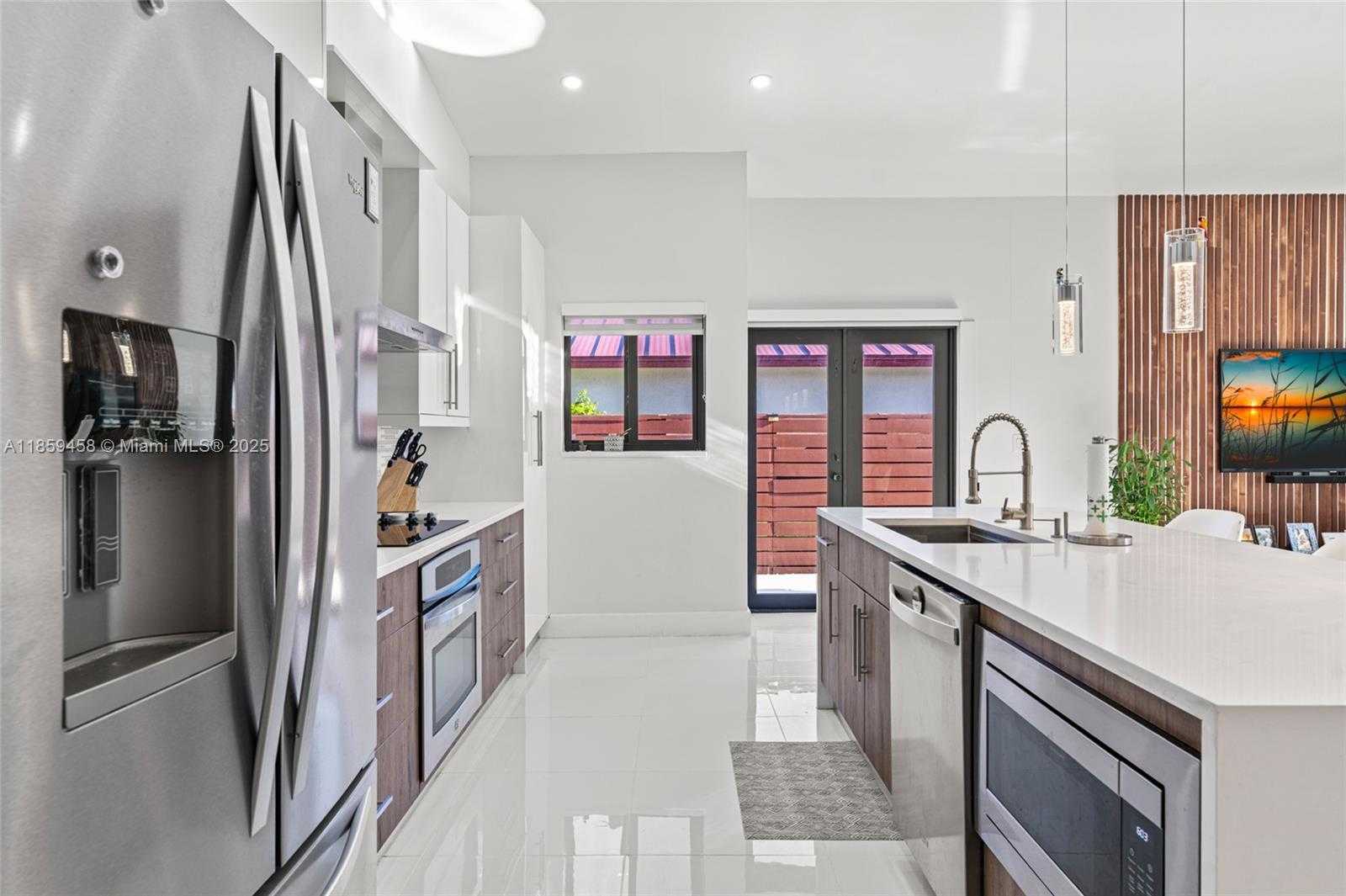 Small Image of 11130 SOUTH WEST 148TH PL, Miami Number 13
