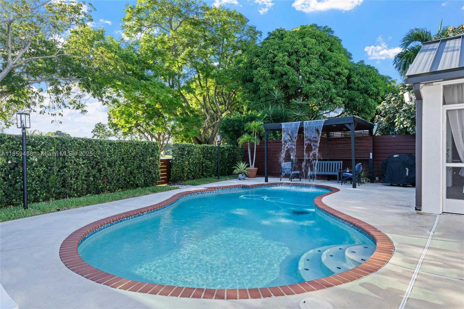 Small Image of 11130 SOUTH WEST 148TH PL, Miami Number 32