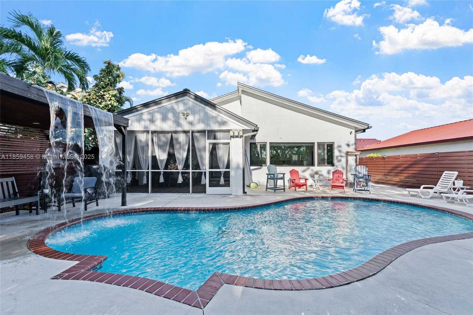 Small Image of 11130 SOUTH WEST 148TH PL, Miami Number 34