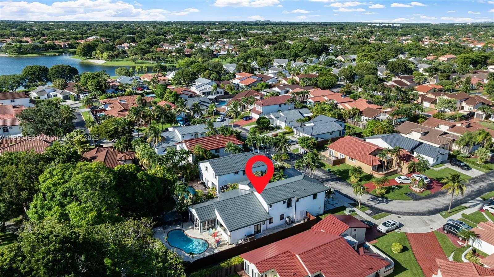 Small Image of 11130 SOUTH WEST 148TH PL, Miami Number 44