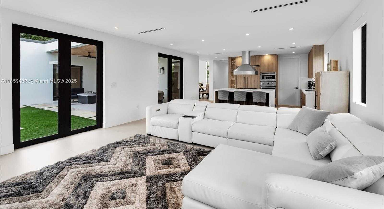 Small Image of 5928 SOUTH WEST 69TH AVE, Miami Number 21