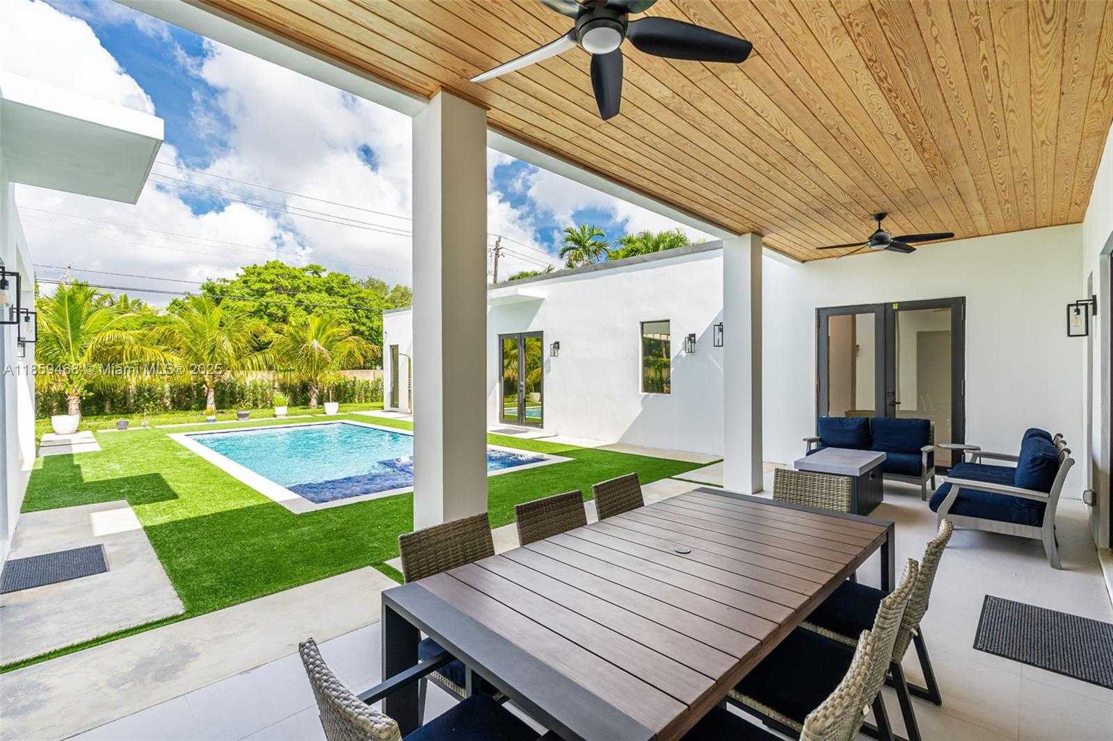 Small Image of 5928 SOUTH WEST 69TH AVE, Miami Number 38